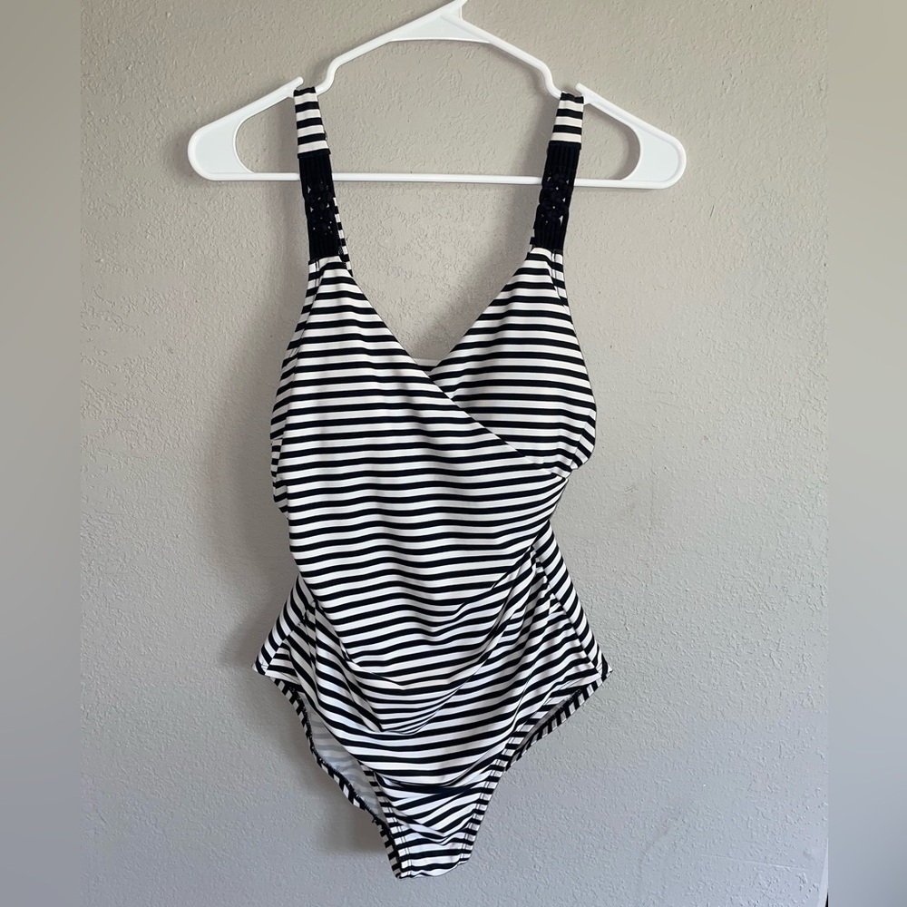 ONE Piece Black and White Stripes  Swimsuit Size Medium